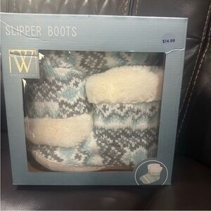 Wynston & Worth Slipper Boots